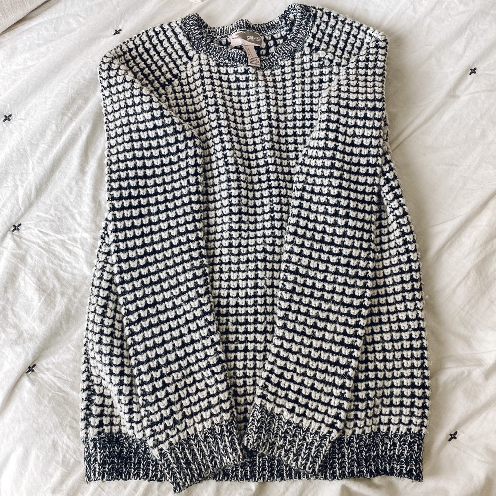 Black & White Knit Sweater